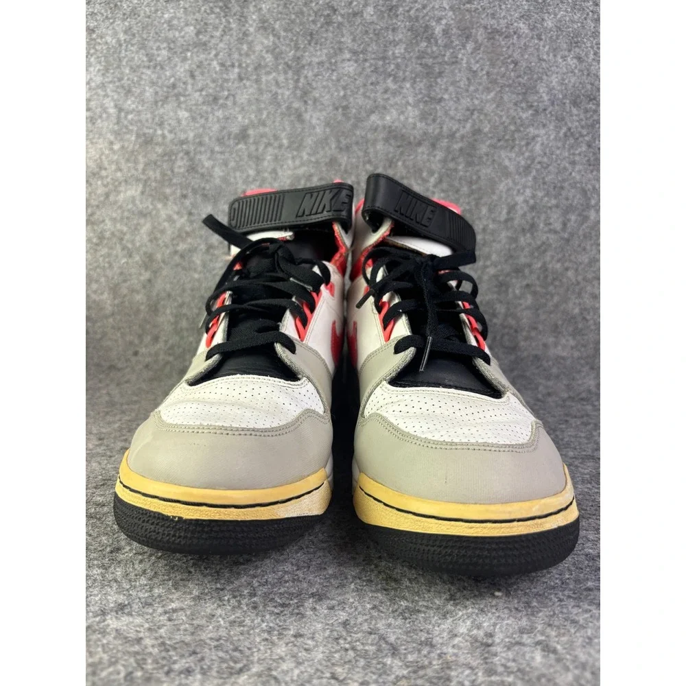 Nike Air Revolution Mens Size 10.5 White Red Grey Vintage‎ 2007 303905-181